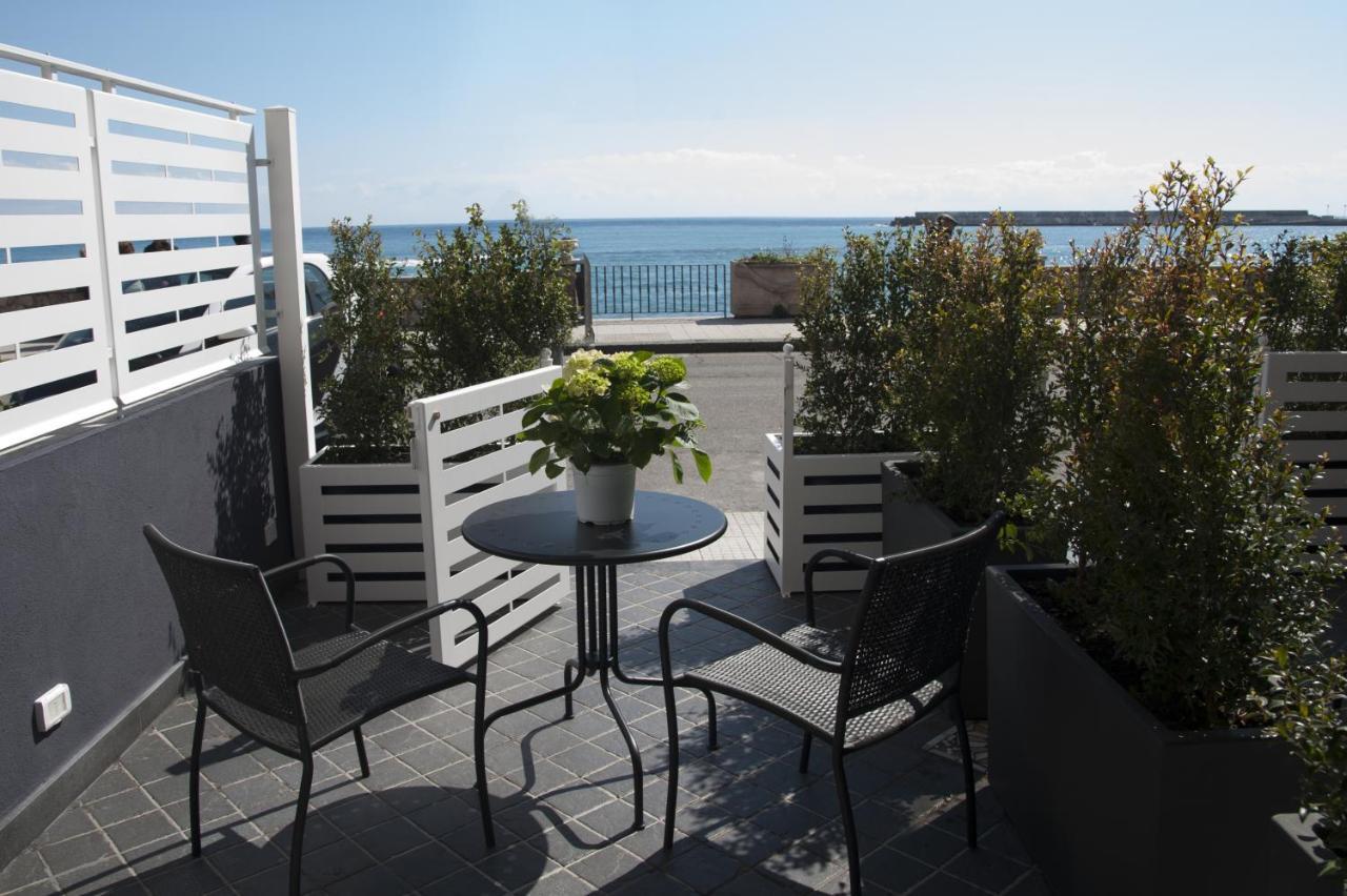 Ag Luxury Rooms Giardini Naxos Εξωτερικό φωτογραφία